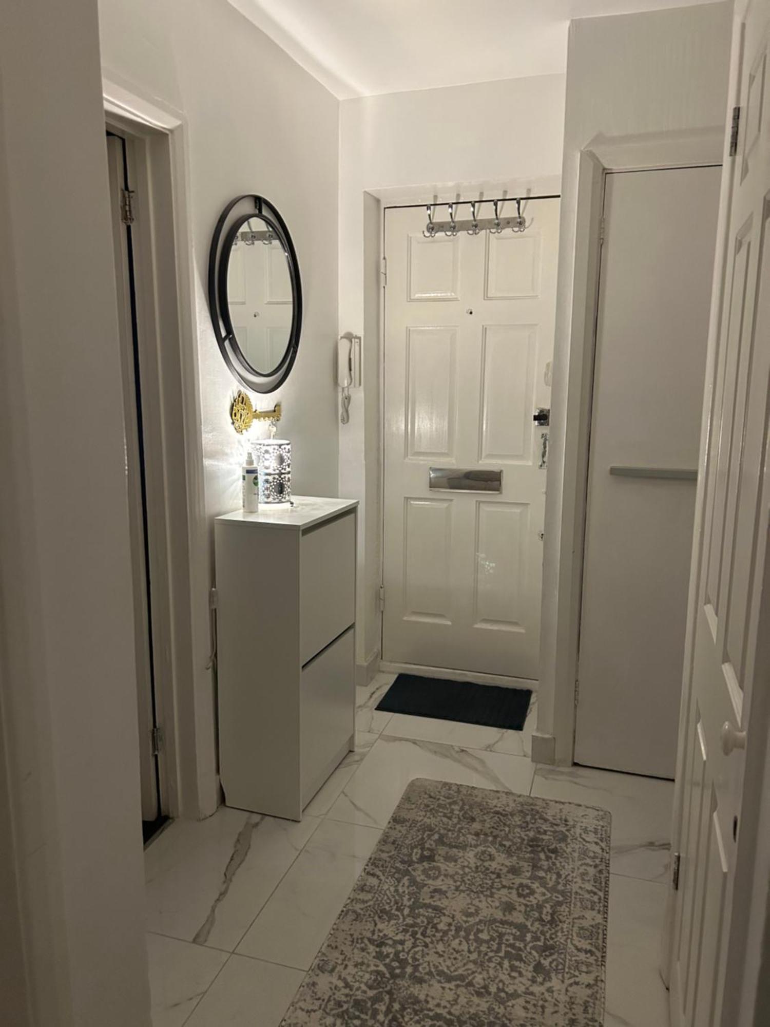 One Bedroom Flat In Chiswick W4 Λονδίνο Εξωτερικό φωτογραφία