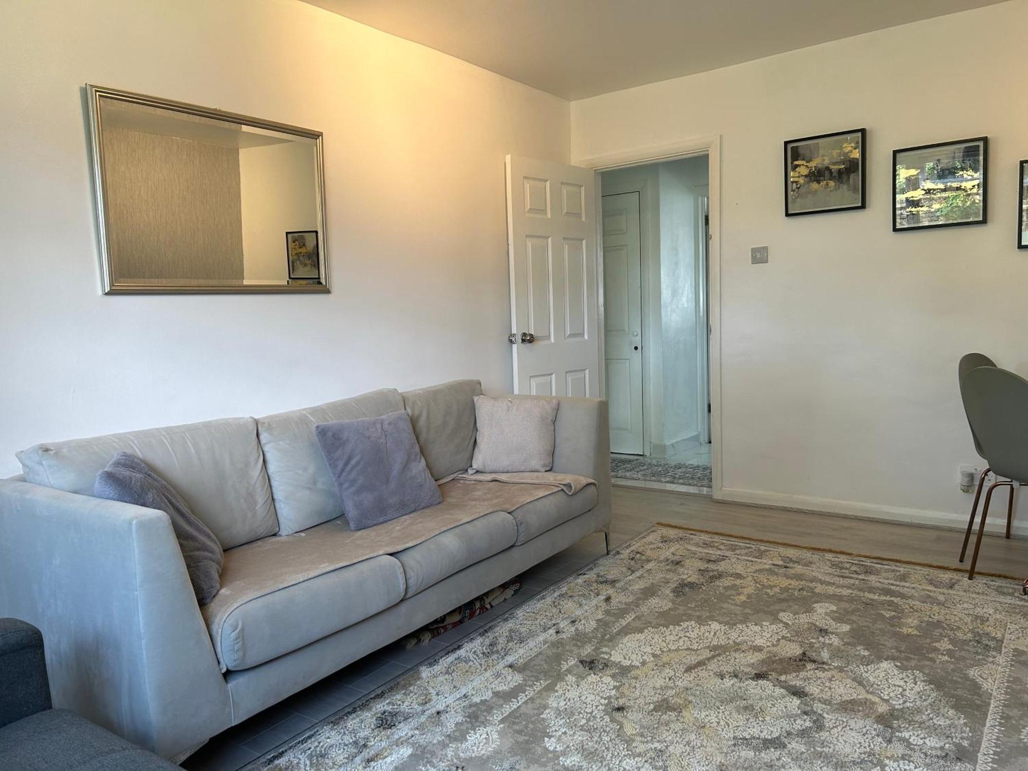 One Bedroom Flat In Chiswick W4 Λονδίνο Εξωτερικό φωτογραφία