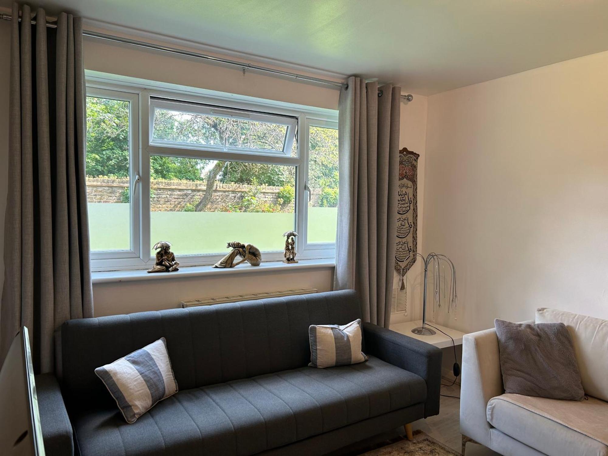 One Bedroom Flat In Chiswick W4 Λονδίνο Εξωτερικό φωτογραφία
