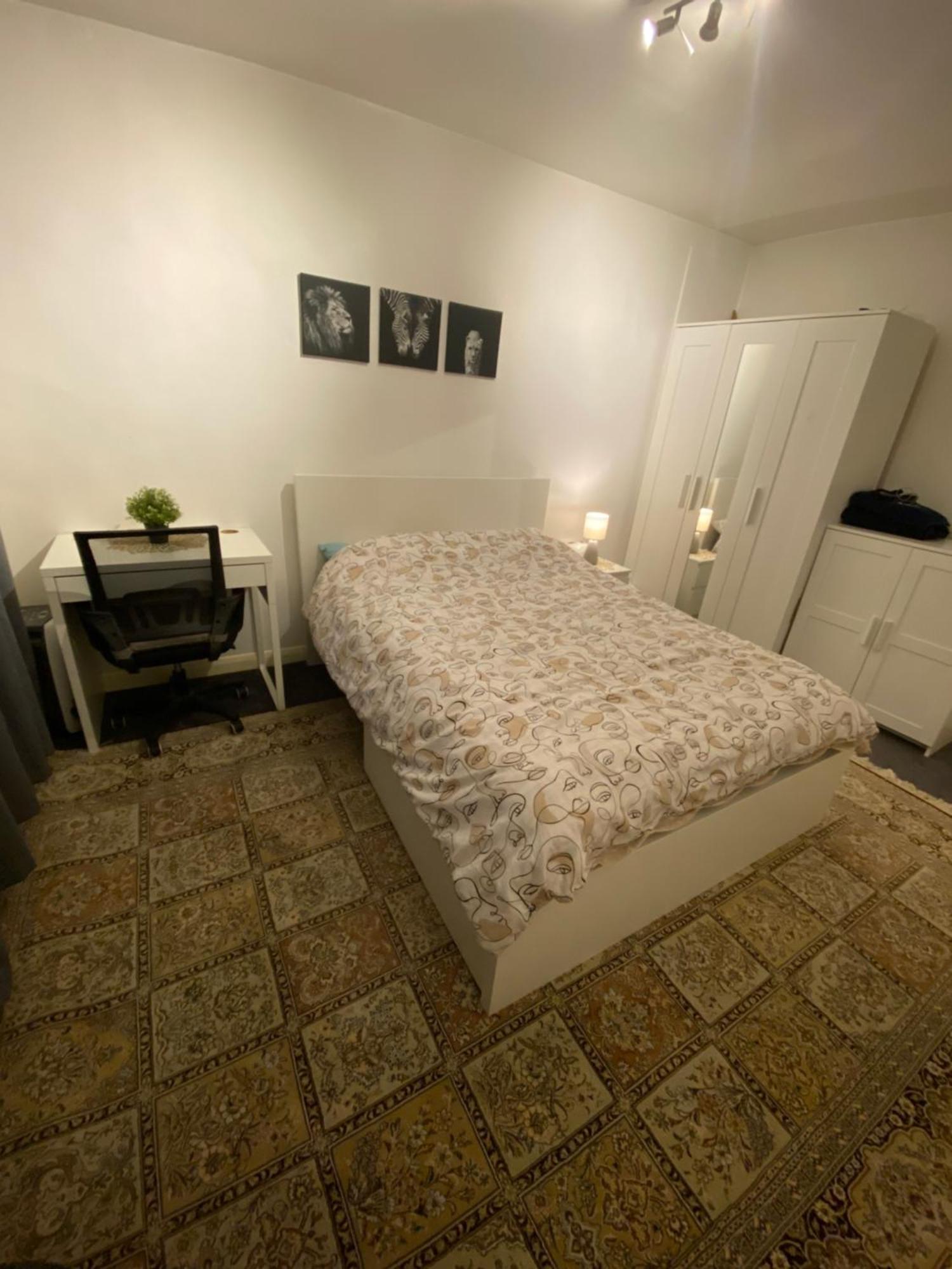 One Bedroom Flat In Chiswick W4 Λονδίνο Εξωτερικό φωτογραφία